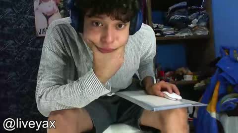 Snapshot of big_ryan18 chatting on November 4, 12:43 am Ryan online show from November 4, 12:43 am