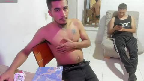 big_simon12 online show from June 15, 1:19 am