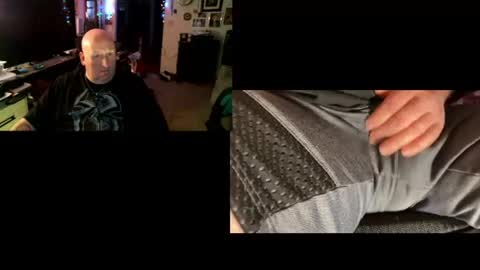 Snapshot of big_teddy_bear76 chatting on July 13, 1:41 am big_teddy_bear76 online show from July 13, 1:41 am