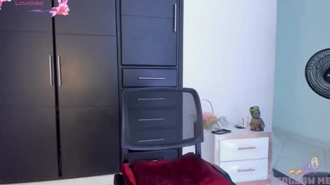 bigass_andtoes_anita online show from February 7, 7:50 pm