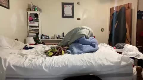 Mr. Muscle Monster online show from November 18, 1:00 am