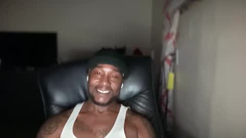 Snapshot of bigbackwoodcali chatting on November 28, 8:39 am bigbackwoodcali online show from November 28, 8:39 am