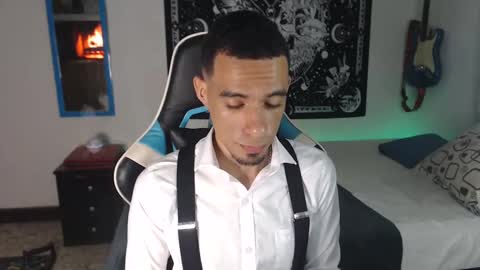 Snapshot of bigbacs chatting on March 2, 3:34 am Bacs Independent model online show from March 2, 3:34 am