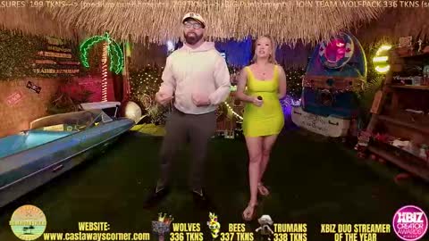 Snapshot of bigbananamilfshake chatting on January 13, 5:13 am Mya and Angelo online show from January 13, 5:13 am