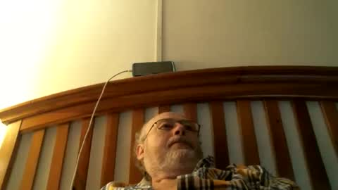 Snapshot of bigbenidick1 chatting on December 20, 4:53 am BB online show from December 20, 4:53 am