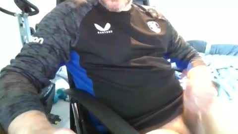 bigbisi69 online show from May 18, 2:12 pm