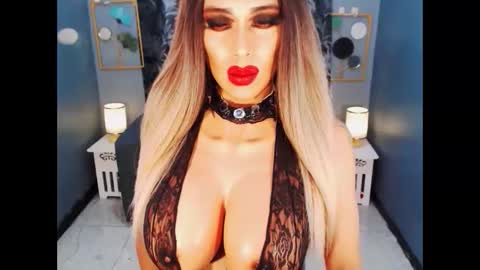 Loraine Cruz online show from May 12, 6:10 am