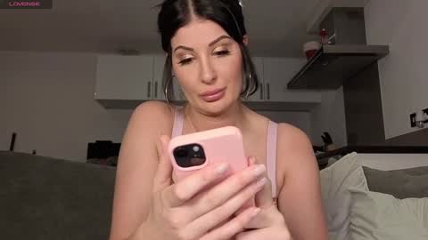 Kandice Kloss insta kandiceklossofficial online show from December 16, 11:21 pm