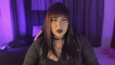 Snapshot of bigboobs_cloe chatting on April 11, 9:19 pm bigboobs cloe online show from April 11, 9:19 pm