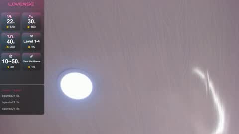 Snapshot of bigboobsnaughty1 chatting on October 10, 10:03 am online show from October 10, 10:03 am