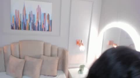 Snapshot of bigboobsnaughty1 chatting on October 29, 10:17 am online show from October 29, 10:17 am