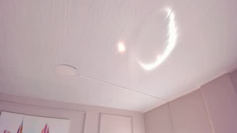   online show from November 16, 9:59 am