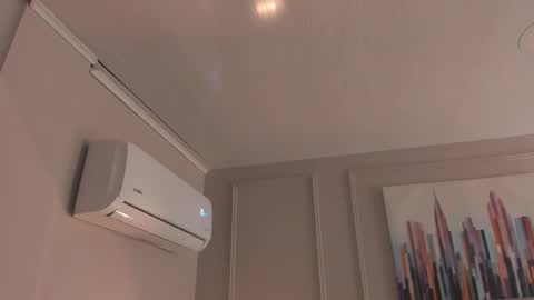   online show from March 4, 9:59 am