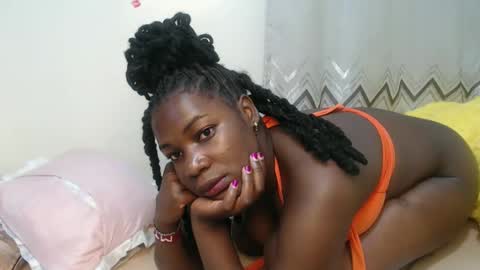 bigboobys123 online show from November 7, 5:07 am