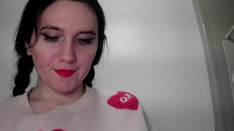 Isabella online show from January 5, 8:11 am