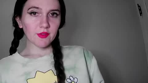 Isabella online show from January 15, 3:50 pm