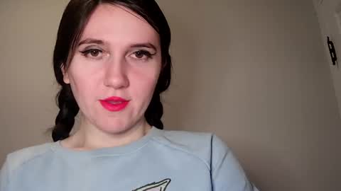 Isabella online show from January 25, 4:03 pm