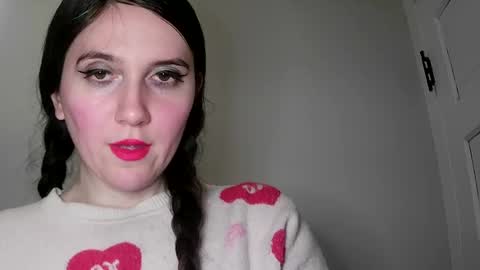 Isabella online show from February 7, 1:15 am