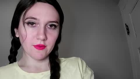 Isabella online show from February 8, 4:36 pm