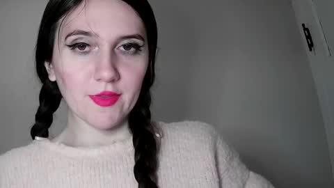 Isabella online show from February 10, 2:52 am