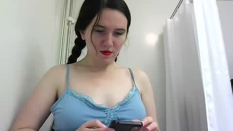 Isabella online show from September 29, 12:05 am