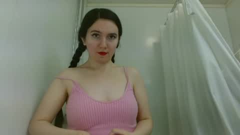 Isabella online show from April 28, 8:19 am