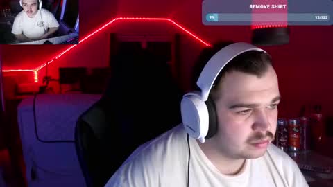 Snapshot of bigboyballen chatting on October 9, 3:04 am BigBoyBallen online show from October 9, 3:04 am