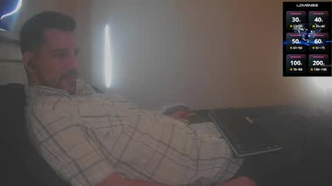 Jon - Im Straight online show from April 23, 12:40 pm