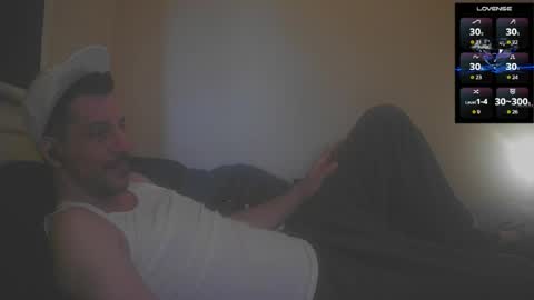 Jon - Im Straight online show from May 7, 10:15 pm