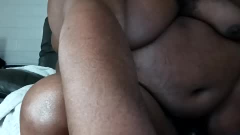 Snapshot of bigchub445 chatting on December 26, 8:32 pm MassChub online show from December 26, 8:32 pm