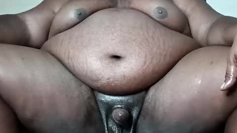Snapshot of bigchub445 chatting on December 27, 2:14 am MassChub online show from December 27, 2:14 am