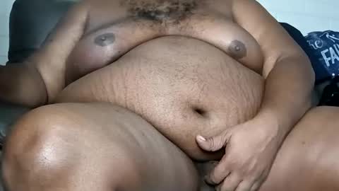 Snapshot of bigchub445 chatting on February 14, 4:26 am MassChub online show from February 14, 4:26 am