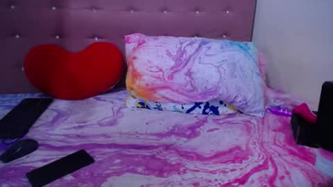 Snapshot of bigclit_luisa chatting on March 11, 10:51 am bigclit_luisa online show from March 11, 10:51 am