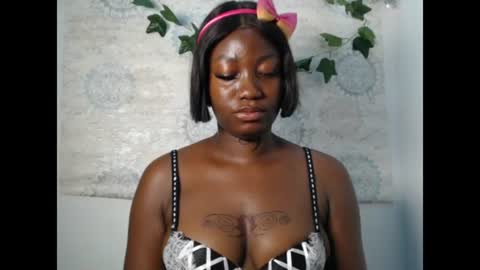 bigclitpussy247 online show from July 25, 3:04 am