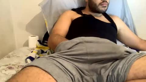 Snapshot of bigcock21cmmmmmm chatting on December 14, 1:27 pm bigcock21cmm online show from December 14, 1:27 pm