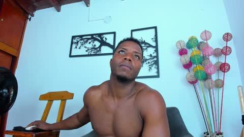 sexy muscle online show from January 12, 10:34 am