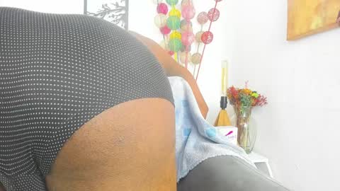 sexy muscle online show from January 16, 7:49 am