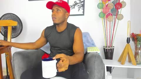 sexy muscle online show from February 3, 2:47 am