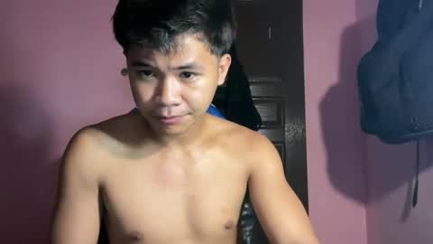 Snapshot of bigcock_nick chatting on October 29, 9:33 am bigcock_nick online show from October 29, 9:33 am