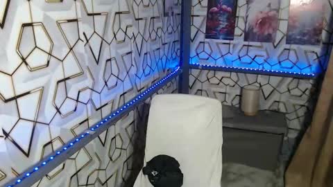 bigcock_slim online show from September 13, 11:26 pm