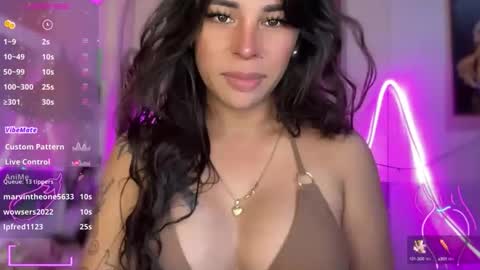 queen amanda online show from October 14, 2:34 am