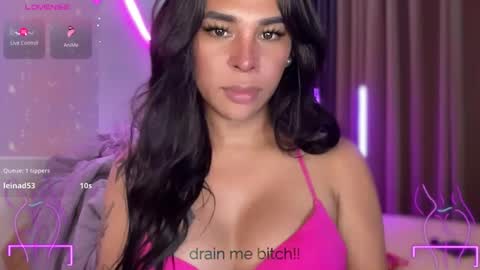 queen amanda online show from February 4, 6:03 pm