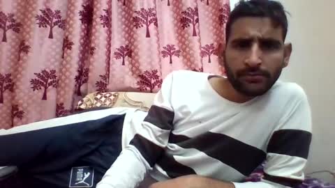 Snapshot of bigcockboy2580 chatting on January 4, 9:54 am akash online show from January 4, 9:54 am