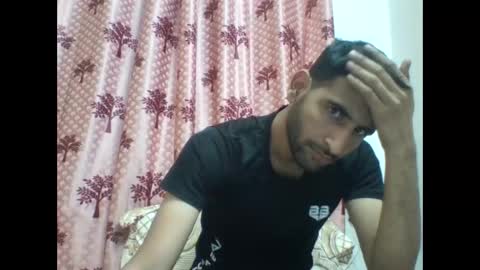 Snapshot of bigcockboy2580 chatting on January 20, 11:56 am akash online show from January 20, 11:56 am