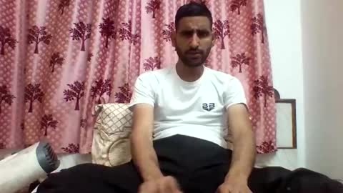 Snapshot of bigcockboy2580 chatting on February 4, 4:39 pm akash online show from February 4, 4:39 pm