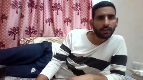 Snapshot of bigcockboy2580 chatting on February 9, 4:50 pm akash online show from February 9, 4:50 pm