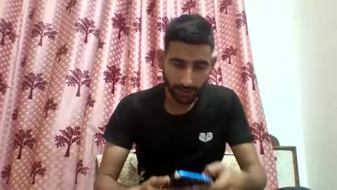 Snapshot of bigcockboy2580 chatting on February 10, 7:58 am akash online show from February 10, 7:58 am