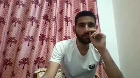 Snapshot of bigcockboy2580 chatting on February 19, 9:06 am akash online show from February 19, 9:06 am