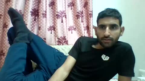 Snapshot of bigcockboy2580 chatting on February 25, 8:14 am akash online show from February 25, 8:14 am