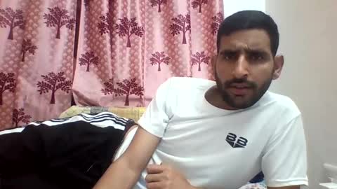 Snapshot of bigcockboy2580 chatting on February 28, 8:09 am akash online show from February 28, 8:09 am